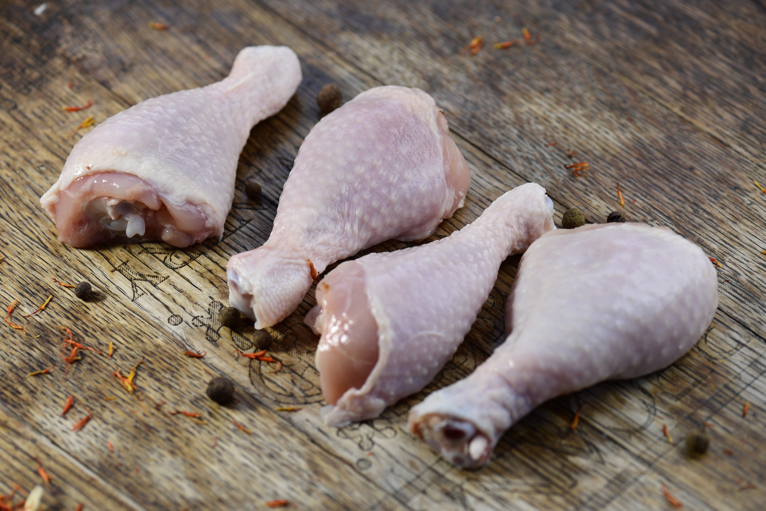 שוקיים עוף שוקיים עוף